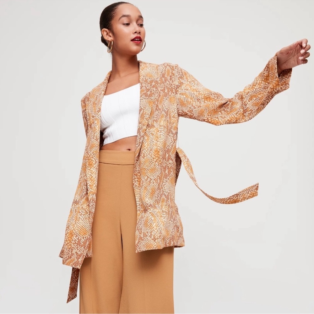 Babaton Aritzia Kahlo mid length snake robe blazer
